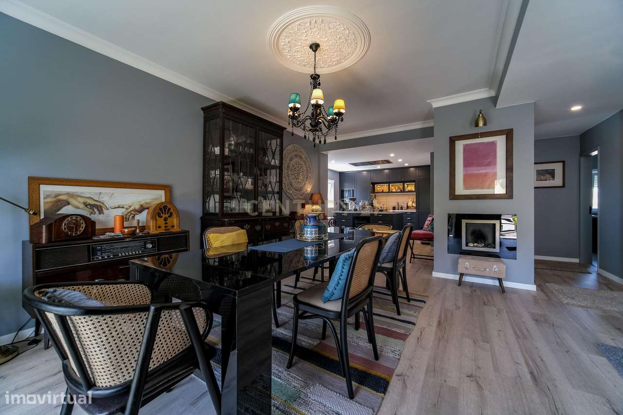 Moradia T5 renovada com piscina, perto da Ericeira.-20