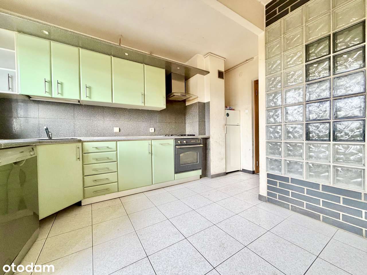 Ciche 3 pokoje z oddzielną kuchnią | 3-4 pokoje | Balkon| Piwnica-3