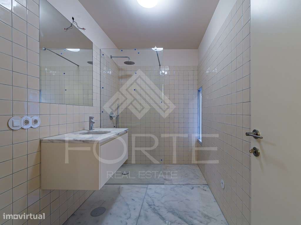 T3 com Piscina em Plena Cidade de São João da Madeira-12