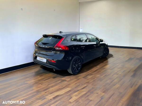 Volvo V40 D3 Geartronic Kinetic - 3
