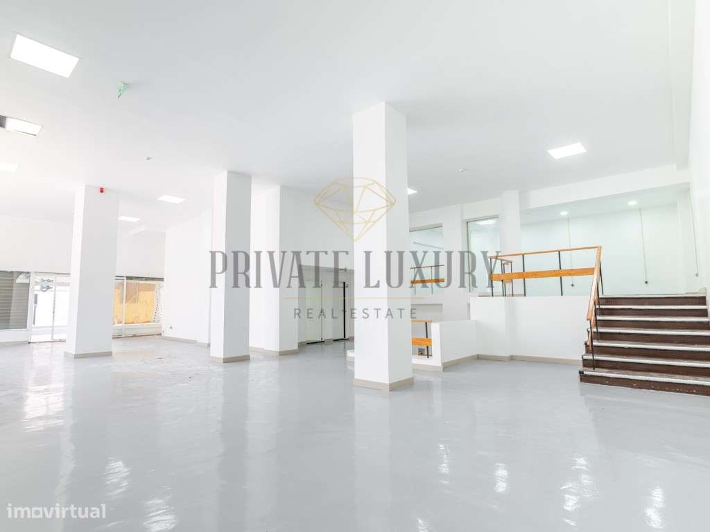 Loja para arrendamento na Av. Almirante Reis - Grande imagem: 4/25