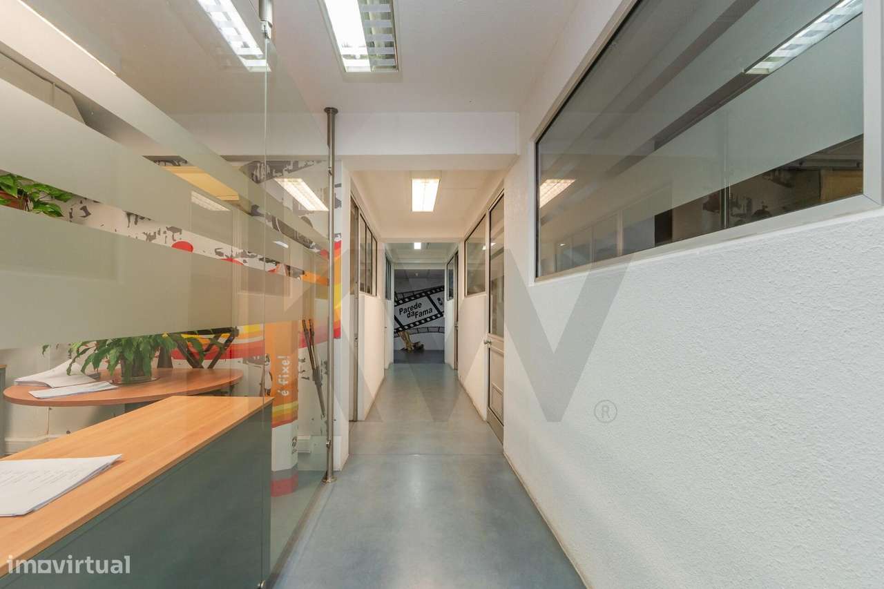 Espaço Comercial Amplo, Multifuncional e Versátil | Paço de Arcos - Grande imagem: 4/25