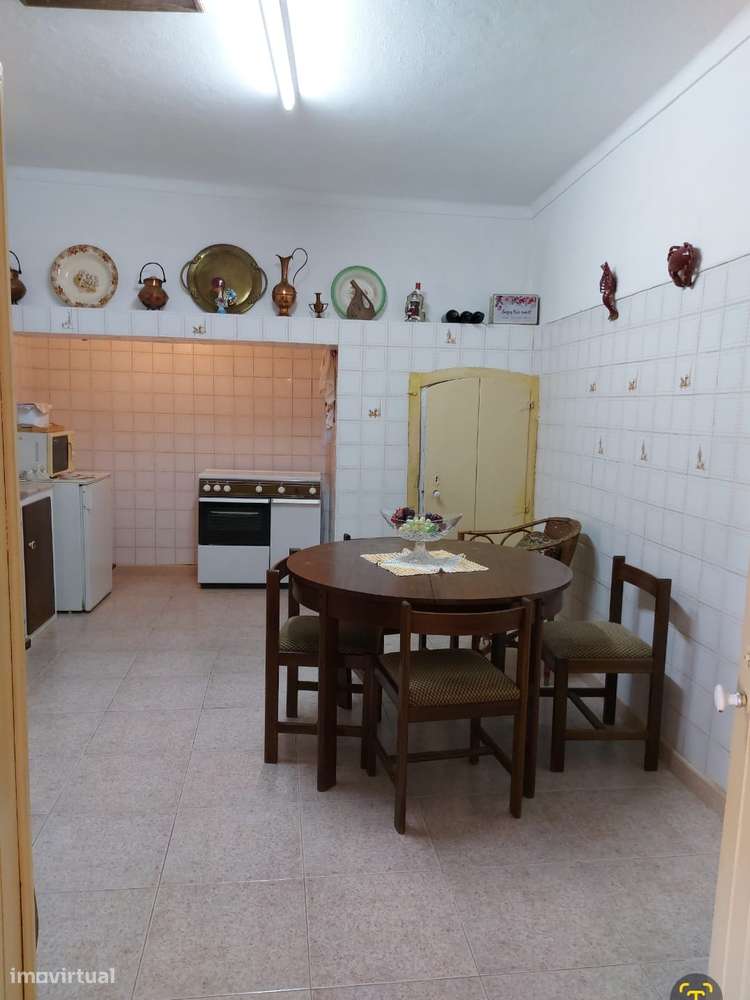 Moradia Geminada T4 - Cuba-11