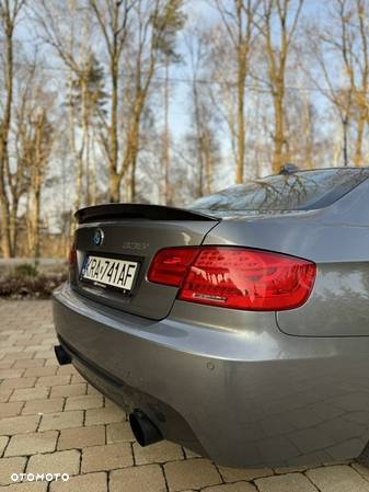 BMW Seria 3 335i Coupe - 6