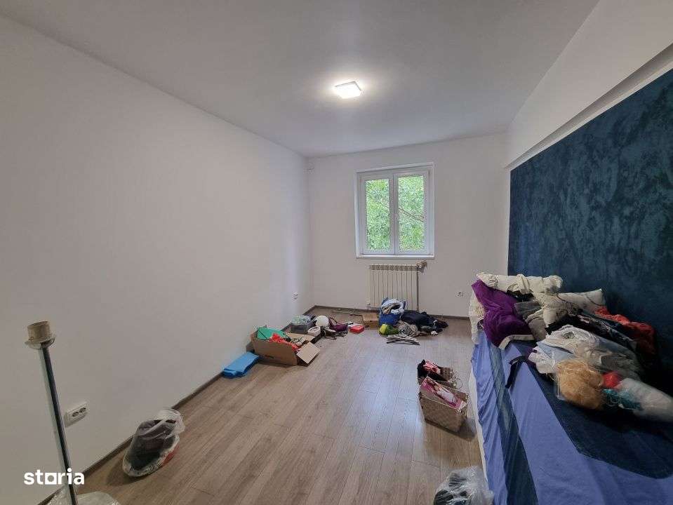 Aviatori-bloc tip vila- 2 camere- renovat recent- boxa pe acte si pod-1