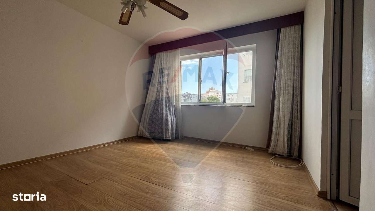 Apartament cu 3 camere de vânzare Mangalia gara - Imagine principală: 2/8