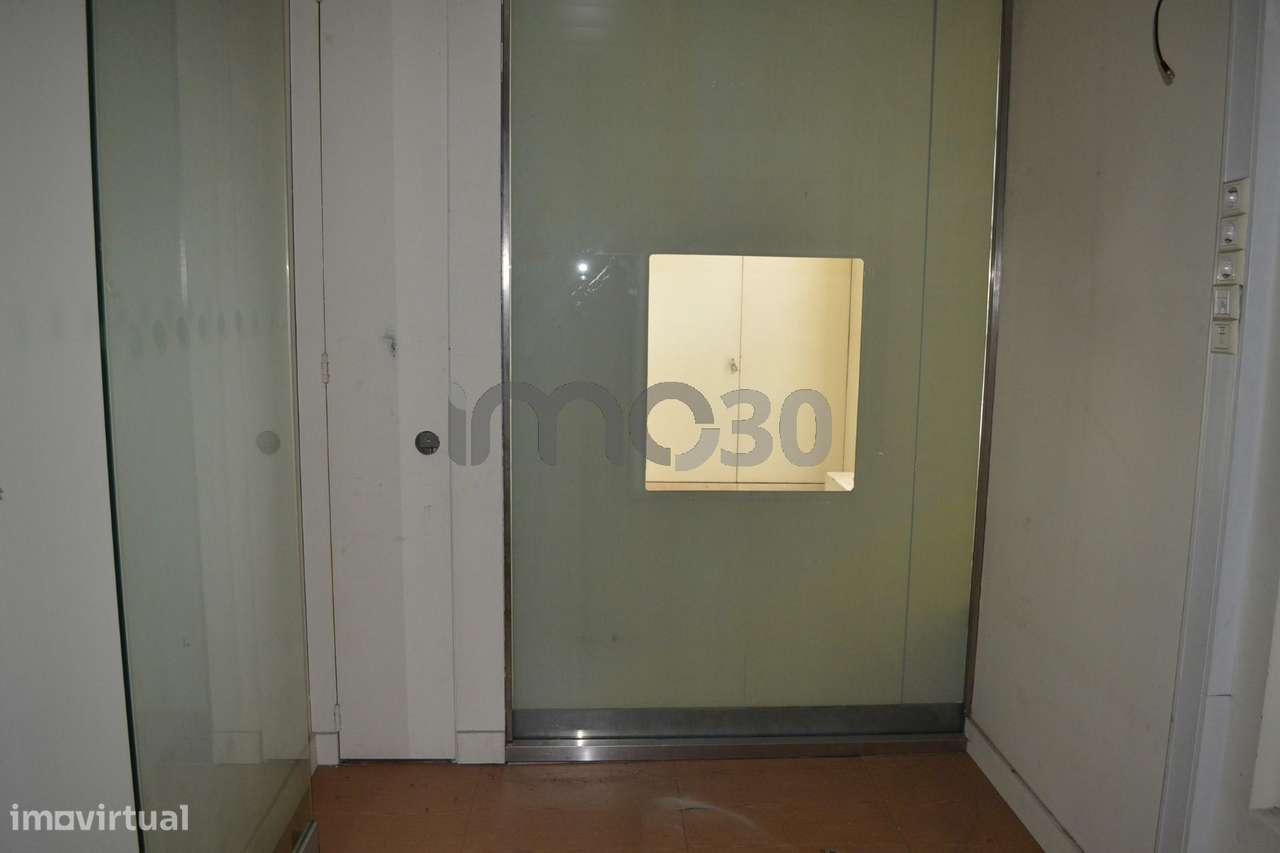 Loja Afonso Henriques em Rio Tinto-9