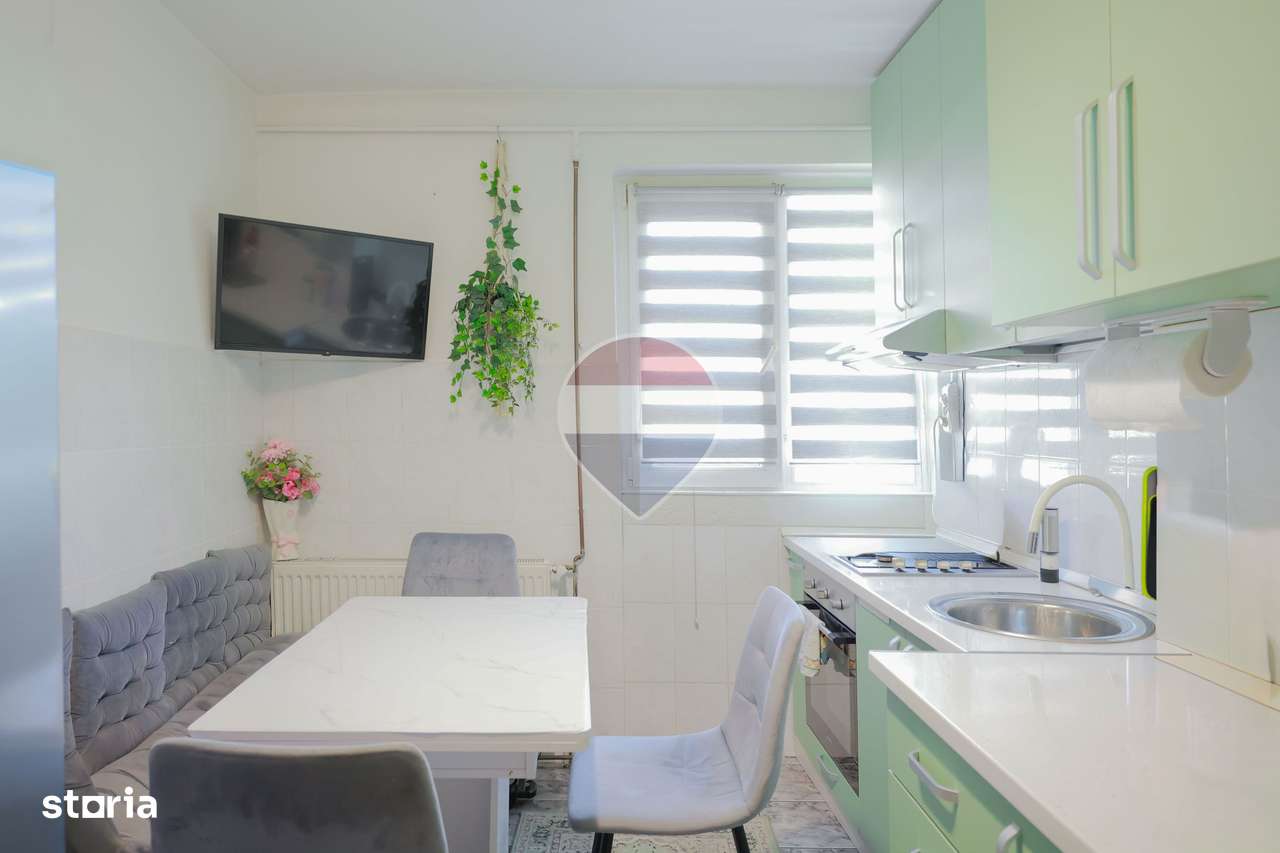 De vânzare apartament cu 2 camere, în zona Nufărul-7