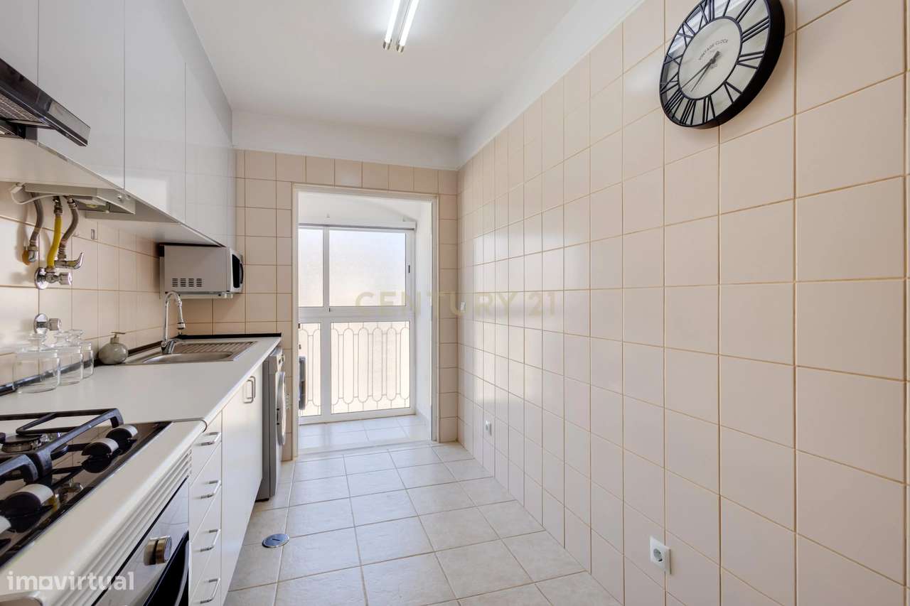 Apartamento T4 em Portimão-7