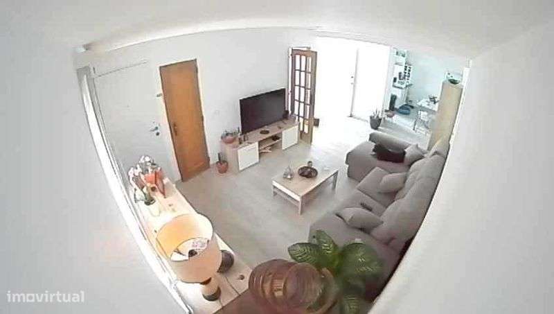 Moradia geminada T3 situada em Setúbal - Oportunidade!-11