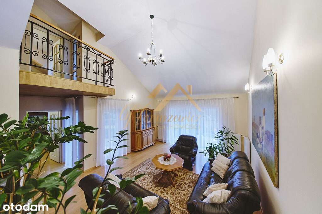 Dom z pompą ciepła i fotowoltaiką | Duża działka-3