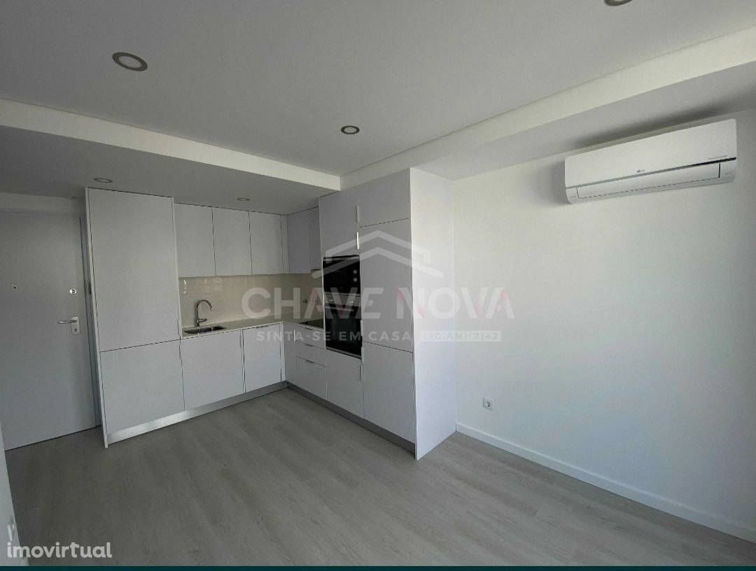 Apartamento T1 NOVO, no centro de Aveiro