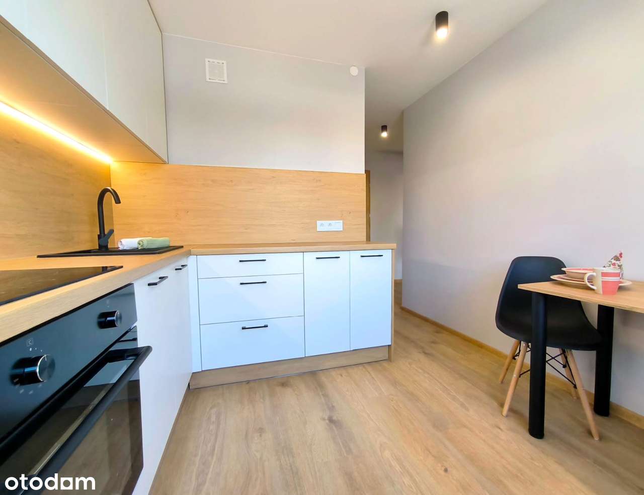 Dwupokojowe z Balkonem po Remoncie - Możliwość Zamiany-5