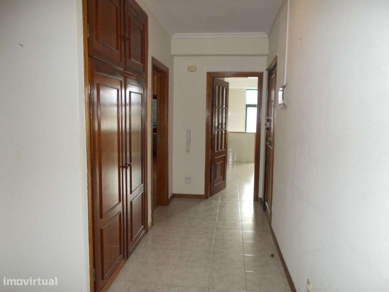 APARTAMENTO T2 COM GARAGEM 30 M2-6