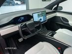 Tesla Model X - 3