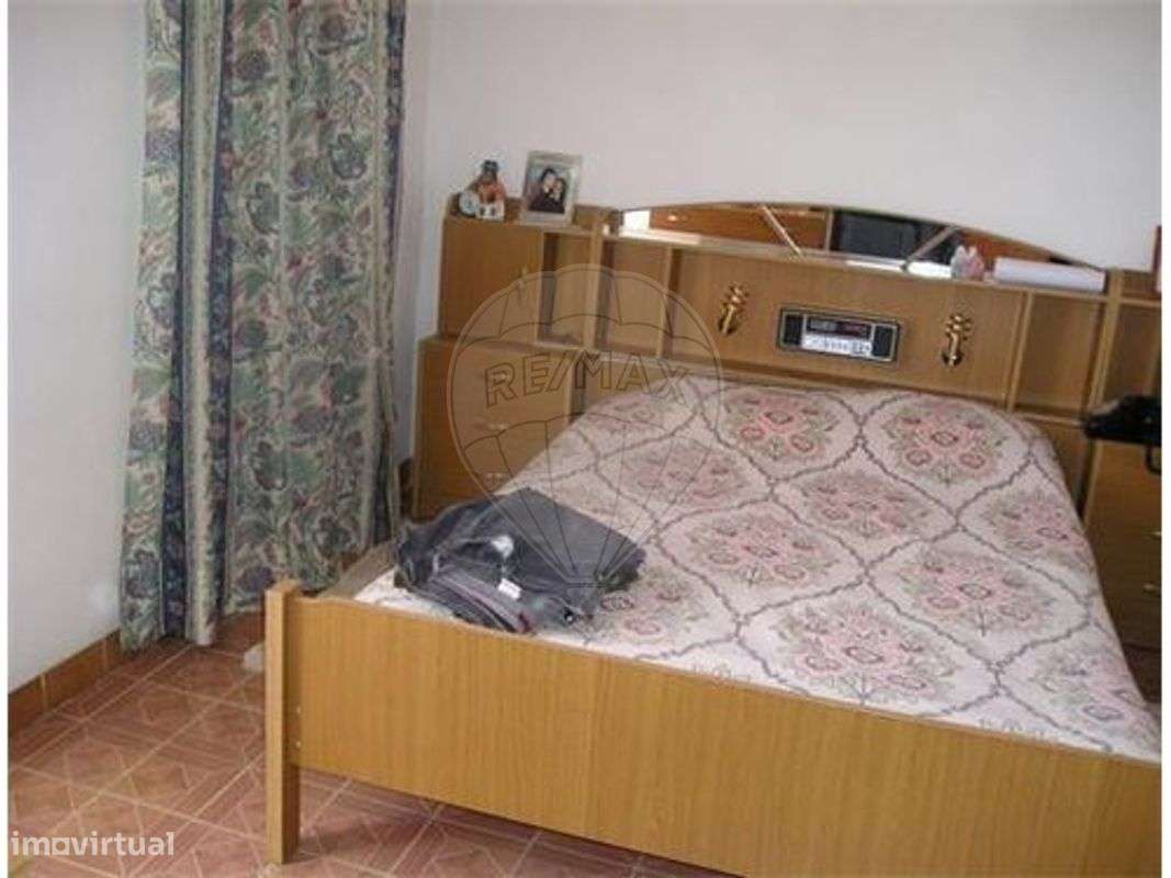 MORADIA PRONTA A HABITAR!! - Grande imagem: 5/19