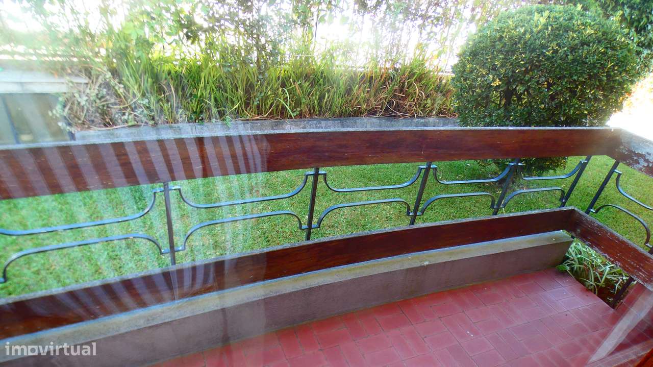 Moradia T5 Vila Nova da Telha-24