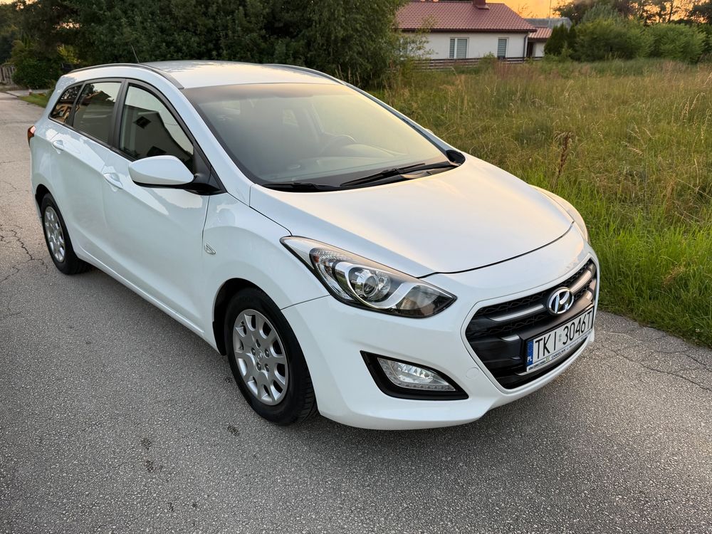 Hyundai i30 II (2012-2017) 1.6 D GO 2016