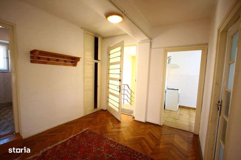 Apartament 3 camere de inchiriat - Imagine principală: 4/12