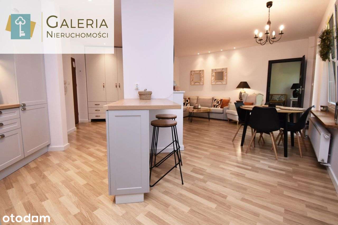 Apartament z tarasem, 3 miejscami parkingowymi-5