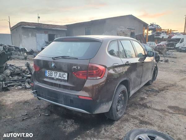 Dezmembrez BMW x1 motor 2.0 benzina 110kw 150cp N46B20B cutie de viteze 6+1 dezmembrari - 1