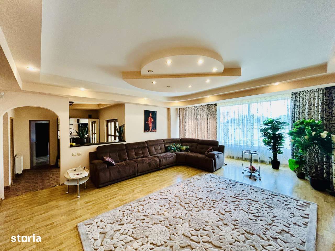 Vila 7 camere - 323 mp utili, teren 1000 mp - Selimbar-1