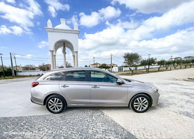 Hyundai i30 SW 1.6 CRDi Style - 3