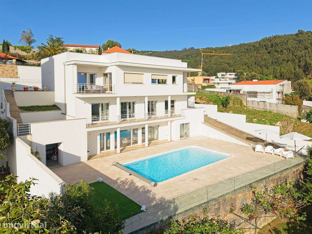 Moradia T5 com piscina, jardim e pomar e com vistas panorâmicas em ...-51