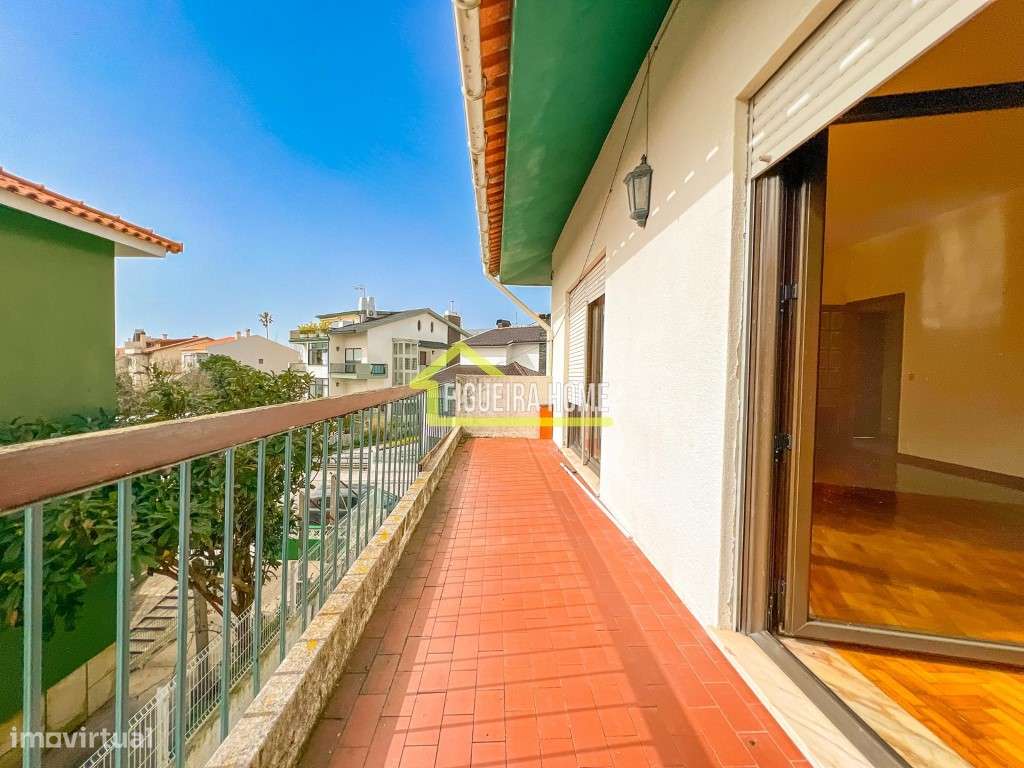 Andar de moradia com 4 quartos, garagem e anexo-36