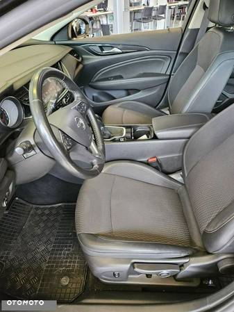 Opel Insignia 1.5 T Elite S&S - 9