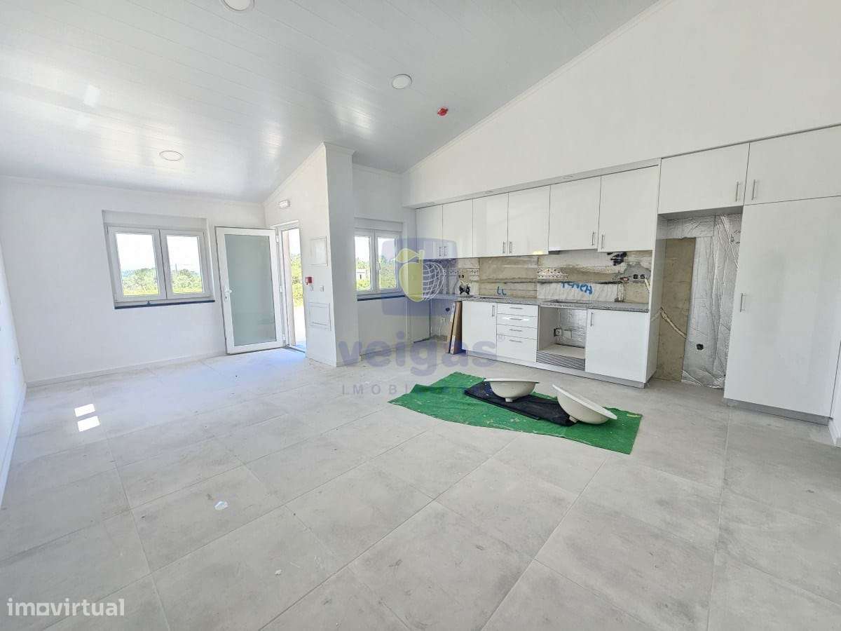 T6 ou Superior Caldas da Rainha - Nossa Senhora do Pópulo - Grande imagem: 4/30