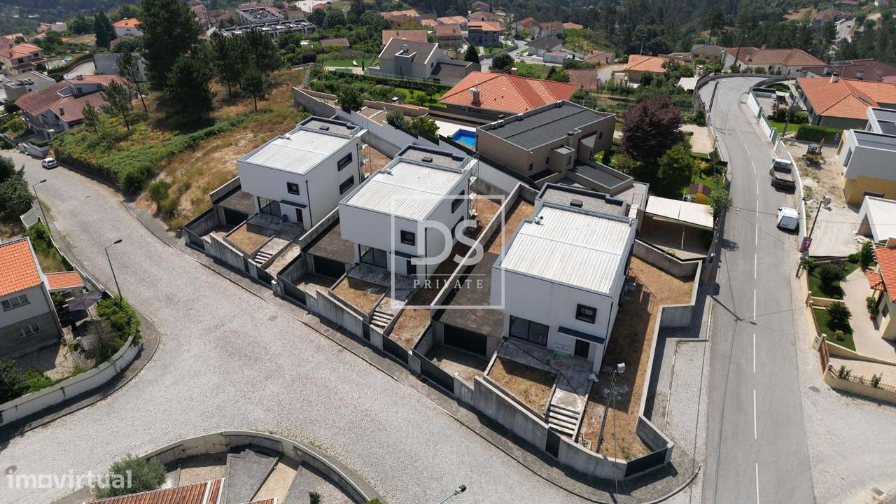 Moradia T3 isolada com vista rio em Amarante.-41