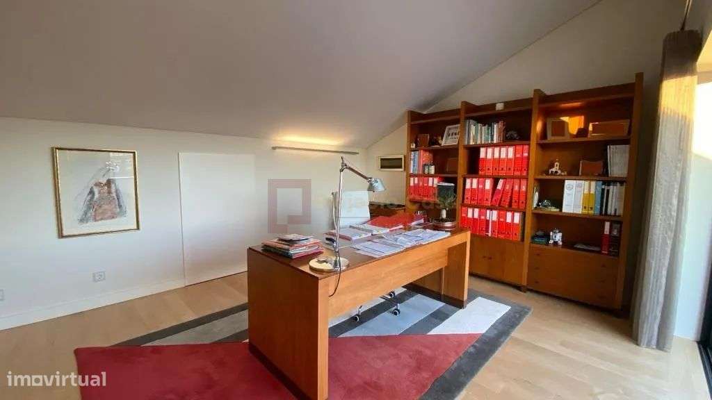 Moradia de Luxo com Piscina Aquecida Praia da Madalena-31