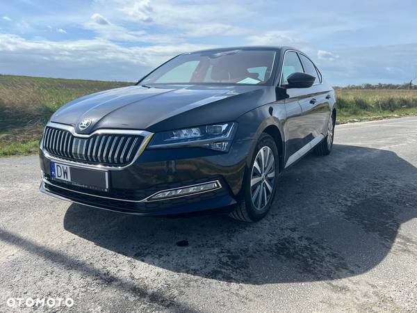 Skoda Superb 2.0 TDI SCR Style DSG - 1