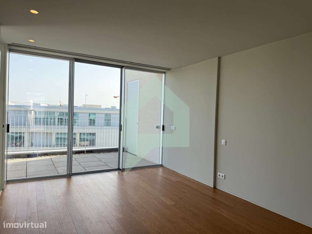 Apartamento T4 com vistas únicas em Barcelinhos, Barcelos.-29