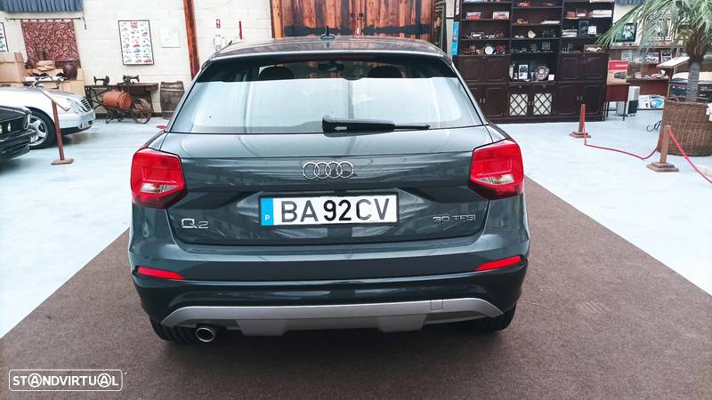 Audi Q2 30 TFSI Design - 5