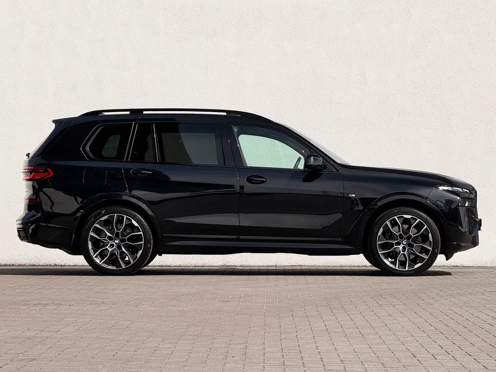 BMW X7 xDrive40d MHEV 340 KM — zdjęcie 3