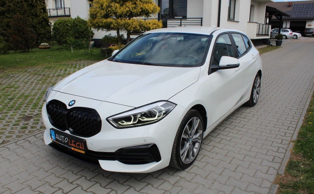 BMW 1 Series F40 2022