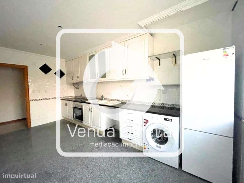 Apartamento T3 com 148 m², com parqueamento e arrecadação, no coraç... - Grande imagem: 2/22