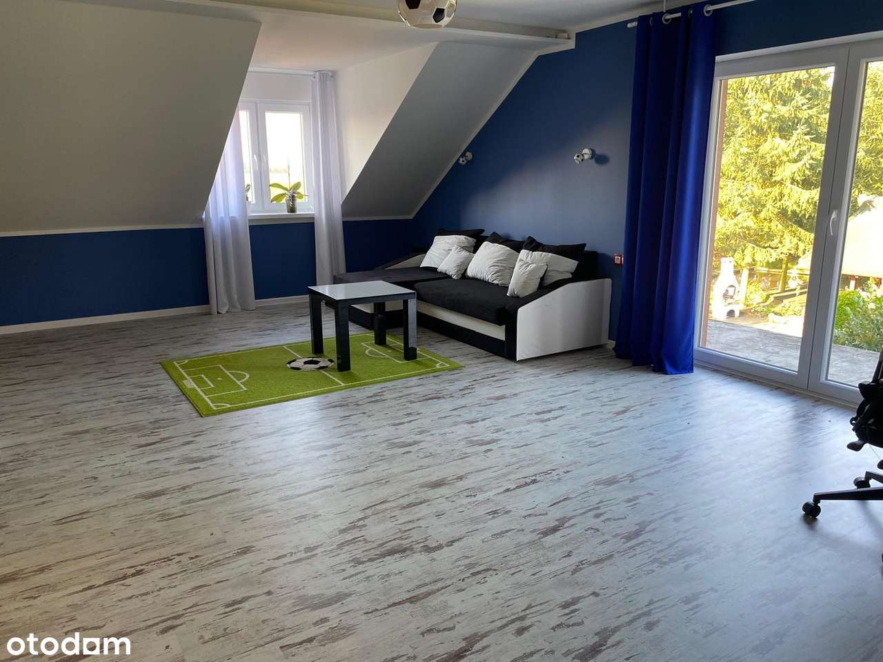 Idealny dom na wygodne życie poza miastem-11