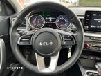 Kia XCeed 1.5 T-GDI M DCT - 24