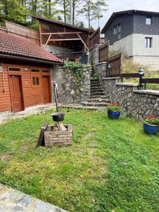 Casa spectaculoasa in Sinaia, cu facilitati de resort si panorama unic-3