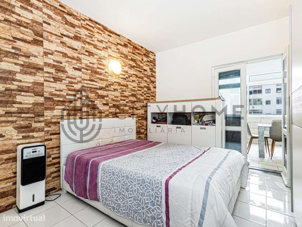 Apartamento T1 +1 Renovado em Albufeira-11