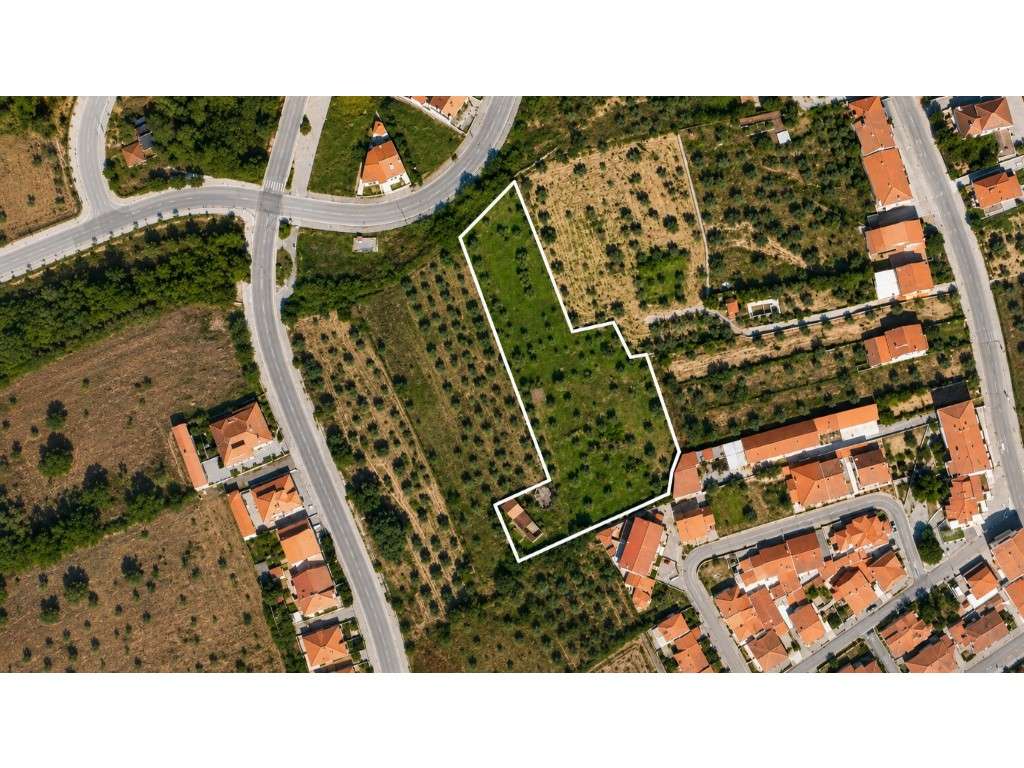Magnífico Terreno com Viabilidade de Construção no Centro de Mação-19