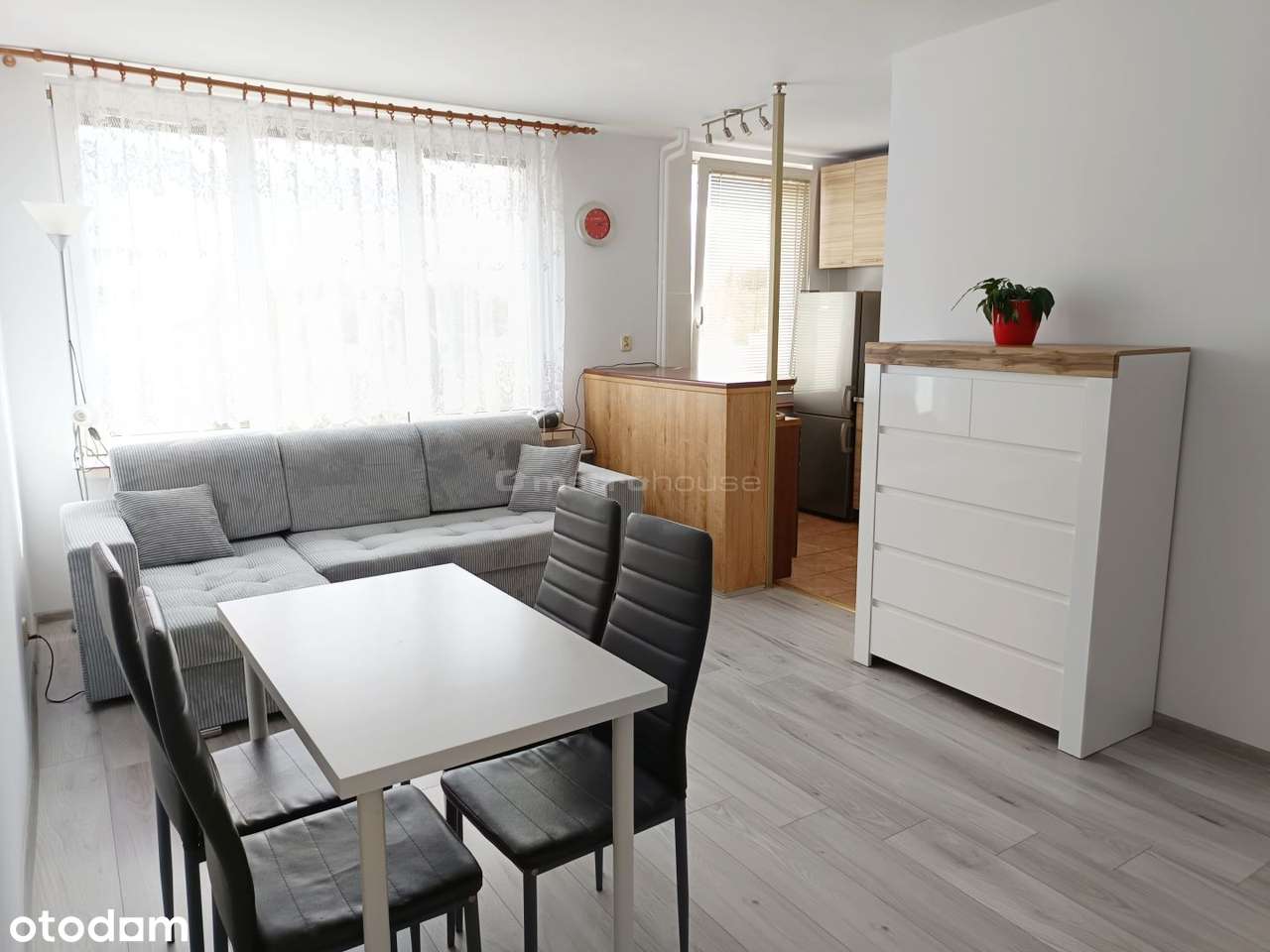 Wyremontowana kawalerka w centrum Olsztyna+parking - Pełny obrazek: 4/9