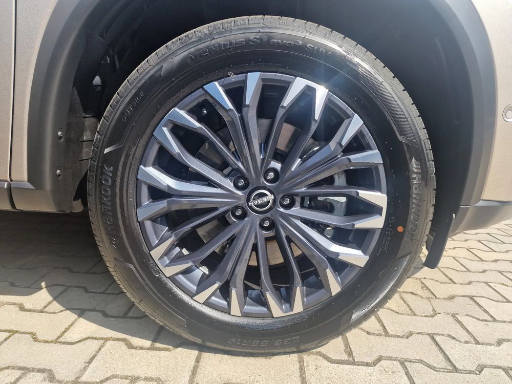 Kamery 360 / Head-Up / Szyberdach / Naturalna Skóra / Bose / El. Klapa