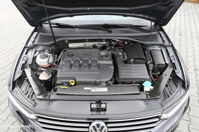 VW Passat Variant 2.0 TDi Business Package DSG - 31