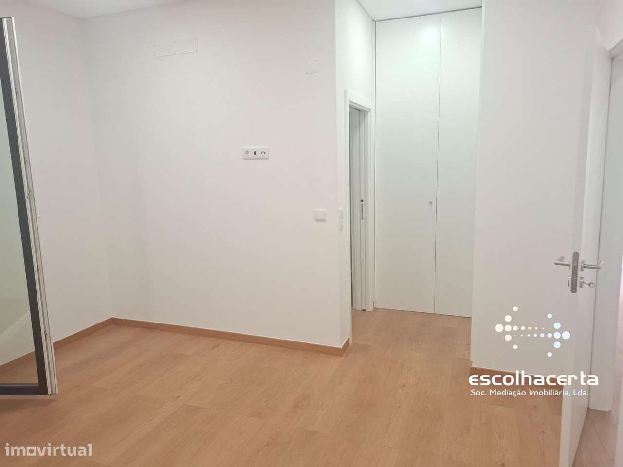 Moradia Térrea T4 Nova com Piscina Brejos Azeitão-28