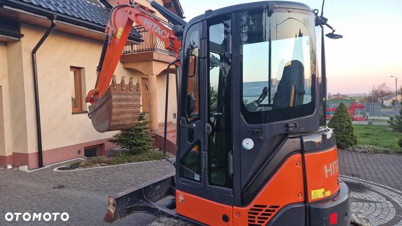 Hitachi ZX33U-3 CLR. Minikoparka - 3