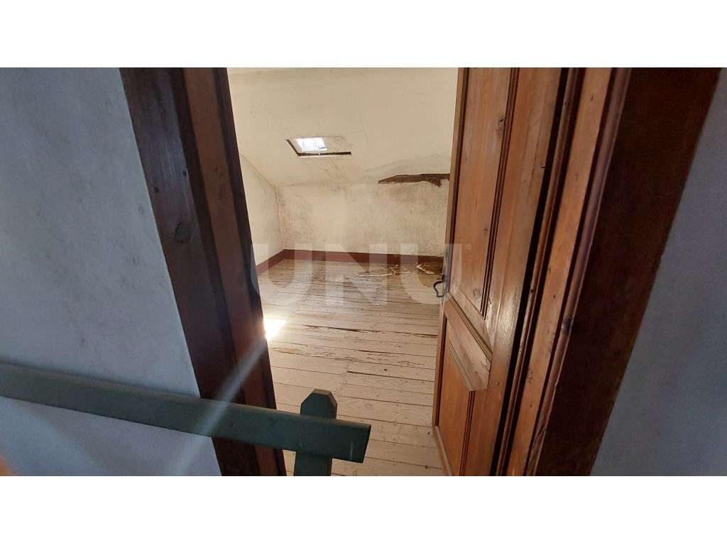 Moradia T5 com Logradouro-14